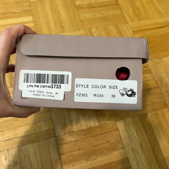 Satin Block Heeled with Ankle Strap (WORN ONCE!) - Picture 8 of 8